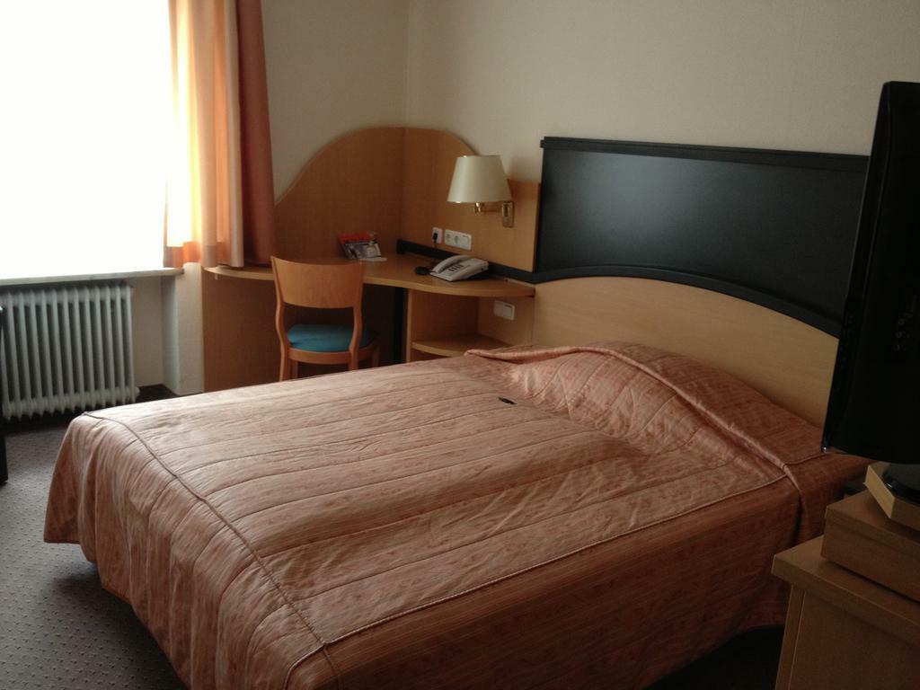 Privat Hotel Riegele 아우크스부르크 외부 사진